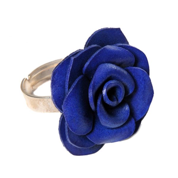 bague en cuir